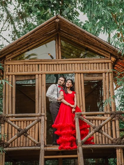 Pre Wedding Attire - Pre-Wedding Outfit Rental Coordinated Couple Outfits photo 26