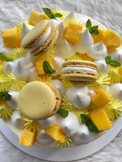 Drishtii Anandd - Custom Celebration Cakes Elegant & Floral Cakes photo 42