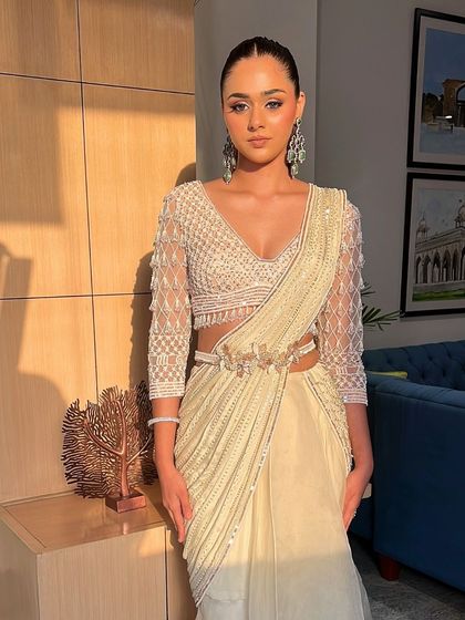 Surbhi Arora - Professional Makeup Course Glamorous Engagement & Cocktail Looks photo 6