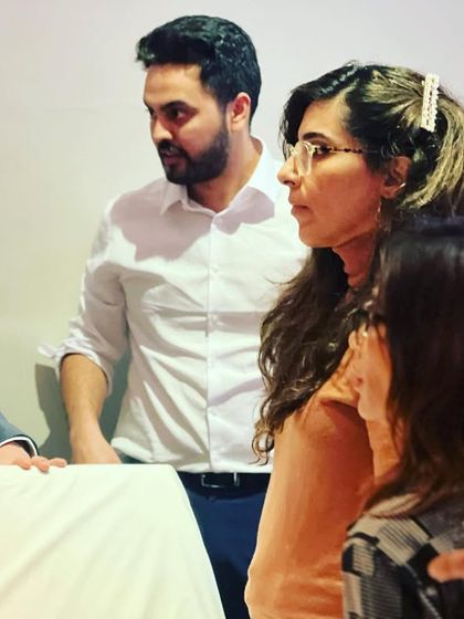 In discussion with international experts and colleagues at the Viscoderm launch event. Exchanging knowledge about new products and techniques is crucial for refining patient outcomes.