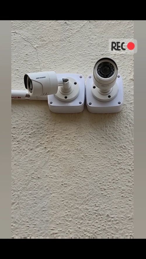 media-item