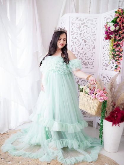 Solo Radiance: Portraits of the Mother-to-Be photo 87