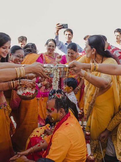 Haldi & Mehendi: Colors & Laughter photo 53