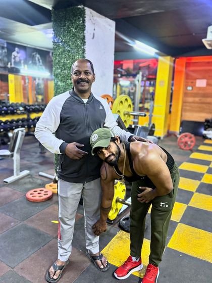 Respect for the guru is everything. A moment of gratitude for my coach, who has shaped my journey. This is the kind of relationship and trust I build with my own clients.