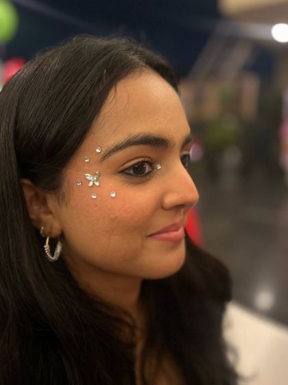 Jewels, Pearls & Euphoria Looks photo 13