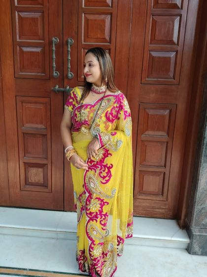 A simple and graceful pose in one of my beautiful rental sarees.