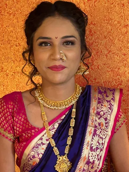 A simple and sweet portrait. The makeup is minimal and fresh, perfect for a bride who wants a very natural look.
