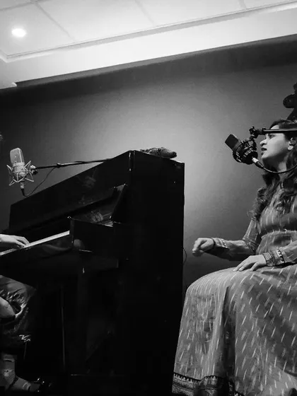 One of the most surreal evenings in the studio, creating music with the genius Jacob Collier. Moments like these are what I live for, where different musical minds connect and something truly magical happens. This is the kind of deep, harmonic exploration I bring to every collaboration.