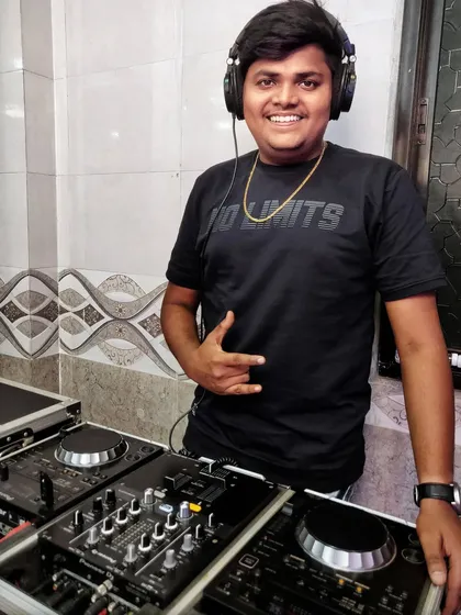 It takes years of experience to learn how to read a crowd and keep them on the dance floor. I pride myself on not just playing music, but on being a true party coordinator who connects with the audience.