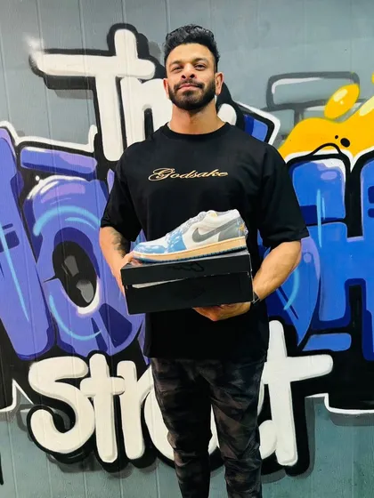 Came through and secured a clean pair of Jordans. We appreciate you!
