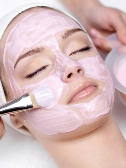 This image represents a photofacial, an intense pulsed light (IPL) treatment I use to address pigmentation, sun damage, and redness, resulting in a clearer and more even-toned complexion.