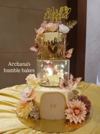 Custom & Themed Cakes (Eggless)
