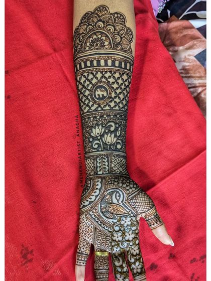 Elegant Designs for Engagements & Events photo 8