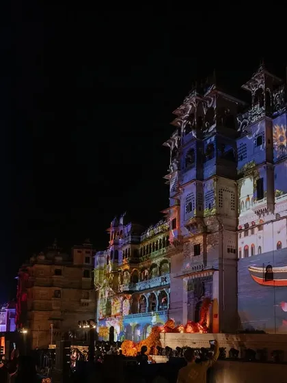 Transforming a historic Udaipur palace into a living canvas for a Sangeet night. We use cutting-edge projection mapping to tell stories with light and visuals, turning heritage architecture into a spectacular, dynamic backdrop for your celebration.