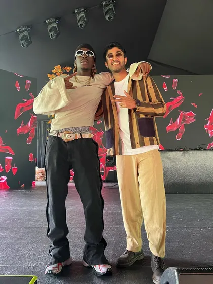 Had the chance to connect with the amazing Fireboy DML during the wedding celebrations in Lake Como. Sharing the stage and ideas with artists I look up to is one of the best parts of what I do.