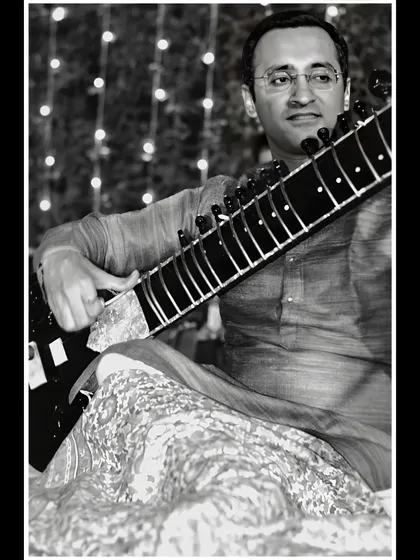 A wider black and white shot from the same performance.