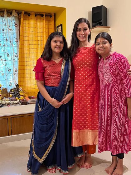 More happy faces from our festive celebration. It's wonderful to see the bonds of friendship that form between students in and out of the dance studio.