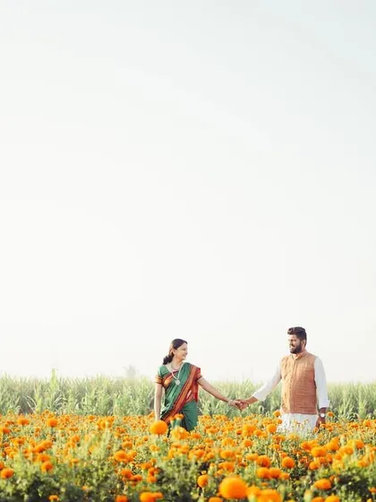 A simple walk, hand in hand, through a field of flowers. My goal is to capture the effortless connection between a couple, letting their natural chemistry shine in a beautiful, open setting.