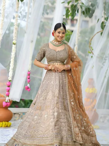 Another view of this stunning bride, showcasing her happy and radiant smile. My goal is always to make my brides feel this confident and beautiful.