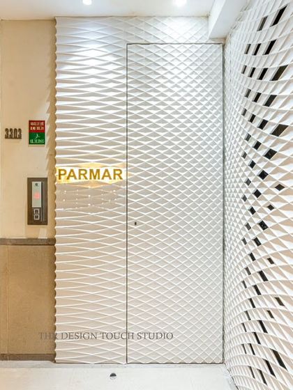 Grand Entrances & Foyers photo 7