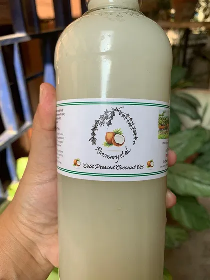 This is our signature cold-pressed coconut oil, bottled and ready for your kitchen. We make it from coconuts grown by the Kaveri river on our estate, and its pure, fragrant quality is perfect for cooking.