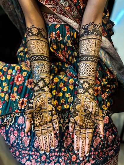 Lotus Mehendi Arts - Bridal & Occasion Mehendi Elaborate Bridal Designs photo 15