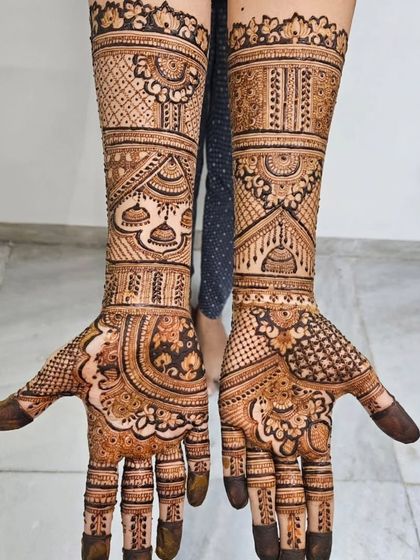 Full Bridal & Engagement Mehendi photo 20