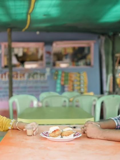A simple chai date. Sometimes the most meaningful pre-wedding photos happen in the most ordinary, everyday settings.