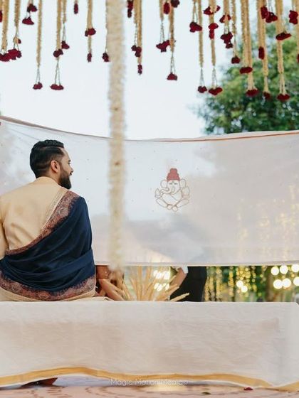 Decor by Aditya - Full-Service Wedding Planning Grand Mandaps & Ceremony Stages photo 22