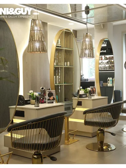 A look at the unique design and premium styling stations in our GK-1 salon. We've created a space that inspires creativity and confidence.