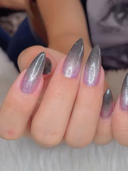 A close-up of the ombré glitter effect, showing the blend of colors and sparkle.