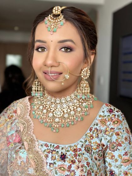 Modern Pastel & White Bridal Looks photo 35