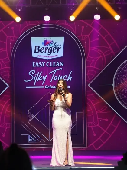 Taking center stage for Berger Paints in Agra to launch their new product. The evening was a phenomenal mix of a product launch and an awards ceremony.