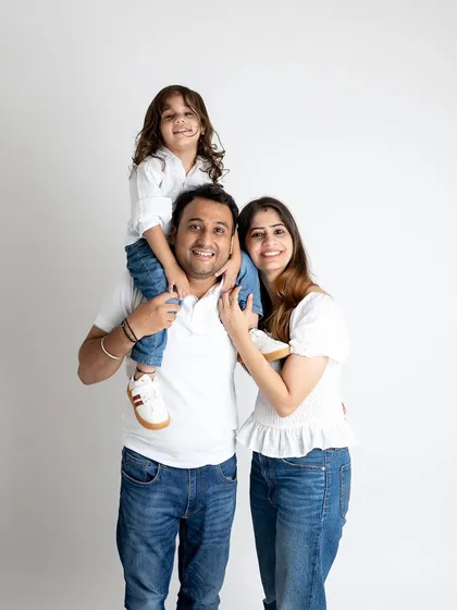 A child's photoshoot is a family affair. I always encourage parents to jump in for a few shots to capture the beautiful bond you share.