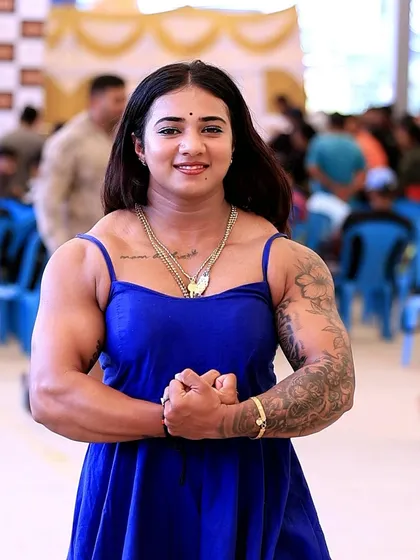 This is me during my bulking phase, feeling strong and happy. My nutrition plans are not about restriction; they are about fueling your body for your specific goals, whether it's building muscle or just living a healthier life.