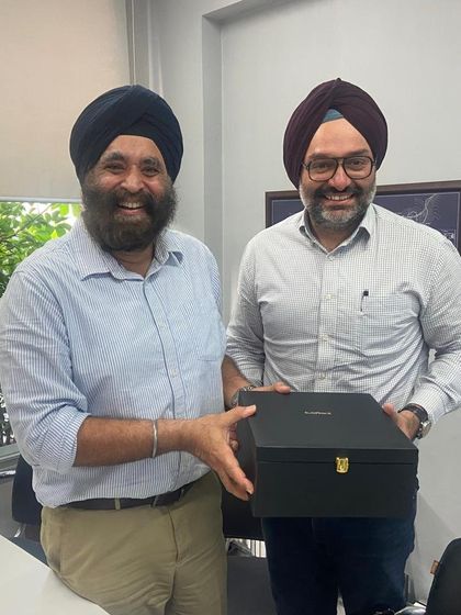 To the architects who set new standards, we are thrilled to support your vision. Here we are with Architect Gurveer Singh in Chandigarh, sharing our latest WiFi Keypads.
