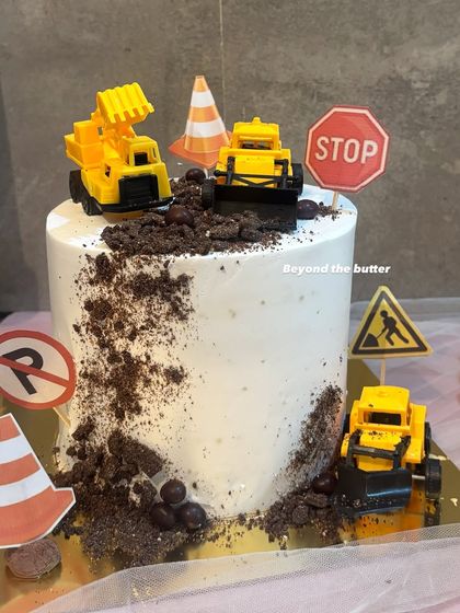 Kids' Character & Theme Cakes photo 12