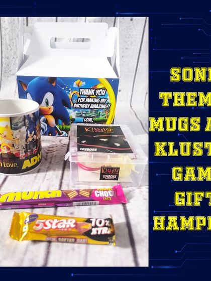 This Sonic-themed gift hamper is perfect for gamers. It includes a personalized mug, the strategic Kluster game, and some chocolate treats, all in a custom box.
