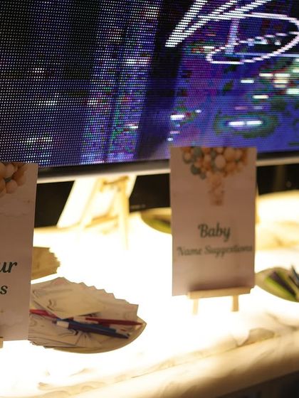 A station for guests to 'Leave your Best wishes', 'Baby Name Suggestions', and guess 'Team Boy or Girl'. These small easels are a great way to gather love and advice for the new parents.