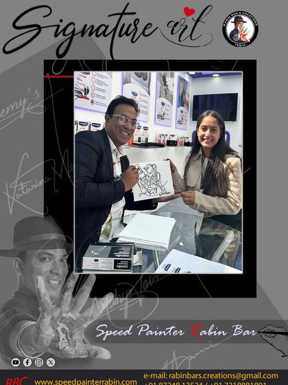 A happy guest at a Hansaplast event in Dehradun with her new piece of signature art. These events are always full of energy and creativity.