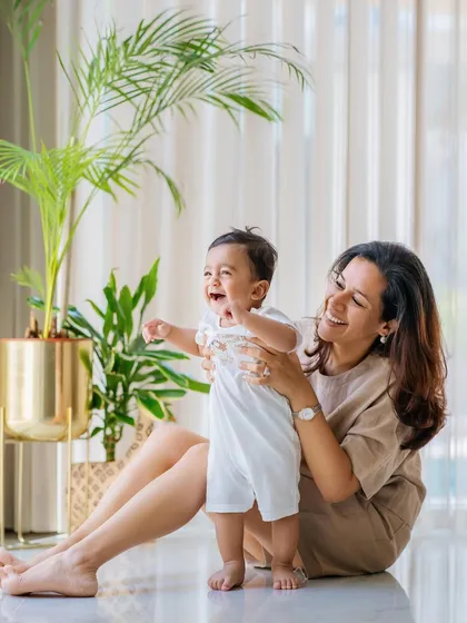 The best moments are often the unposed ones. My lifestyle sessions at your home are all about capturing real laughter and joy, creating memories you'll cherish forever.
