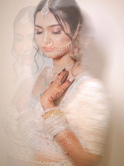 Artistic Bridal Portraits photo 32