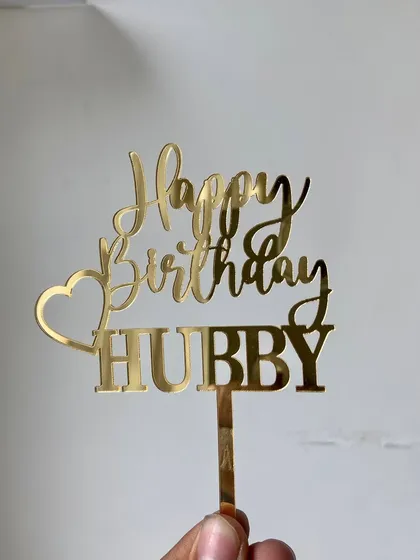 A sweet and simple message for your husband's birthday. This "Happy Birthday HUBBY" topper with a heart accent is a lovely way to show your love on his special day.