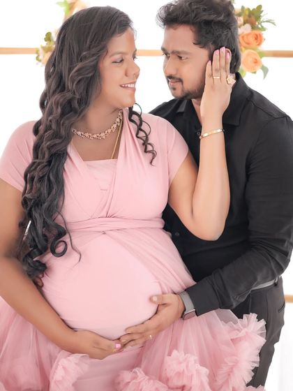 WonderBump Studio - Baby Shower Photography Couples & Family Portraits photo 34