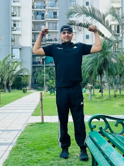 Another shot of the outdoor flex.