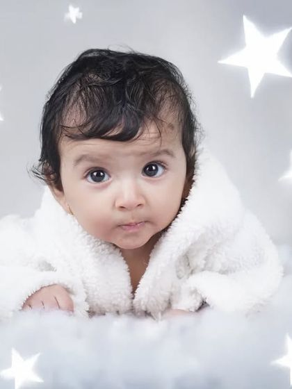 Creative Newborn & Baby Shoots photo 7