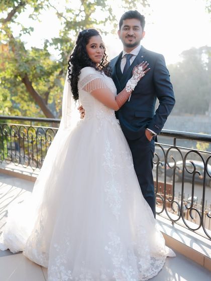 Christian & White Wedding Elegance photo 14