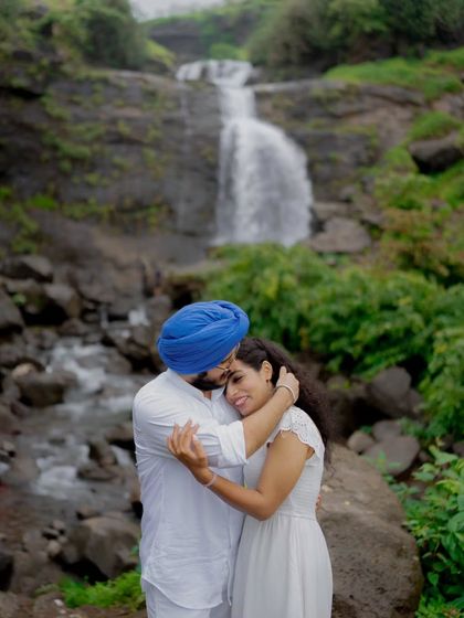 An emotional and intimate embrace, this photo highlights the deep connection between the couple during their pre-wedding shoot.