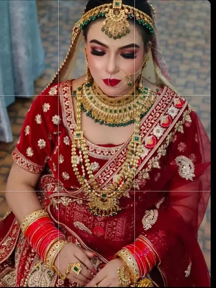 A close-up of the bridal jewellery and makeup that complements the red velvet lehenga. I also offer a wide range of rental wedding jewellery to perfectly match your chosen outfit.