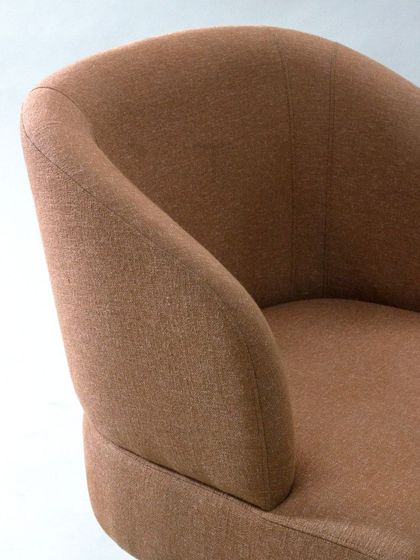 TIS Living - Bespoke Furniture for Entire Homes Statement Seating: Armchairs, Sofas & Loungers photo 25